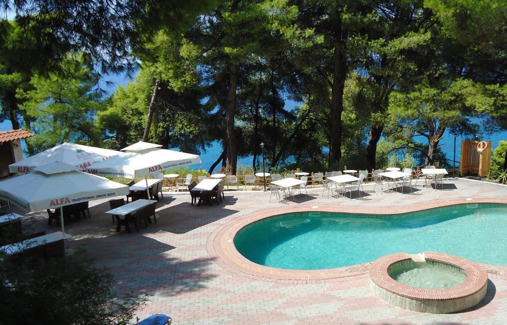 סיווירי Dryades Hotel מראה חיצוני תמונה